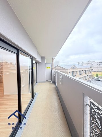 エイルスクエア空港東のバルコニー