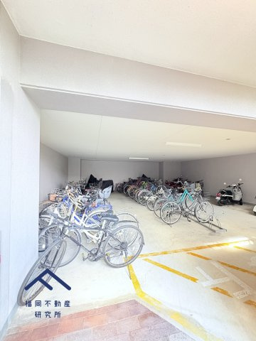 エイルスクエア空港東の駐車場