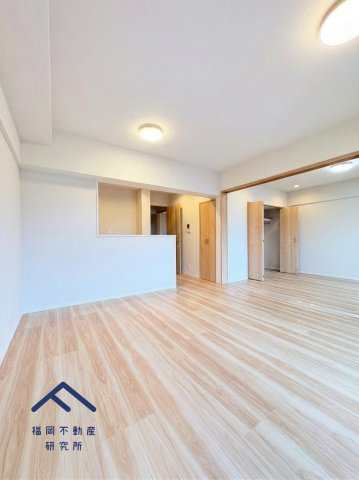 エイルスクエア空港東の居間・リビング