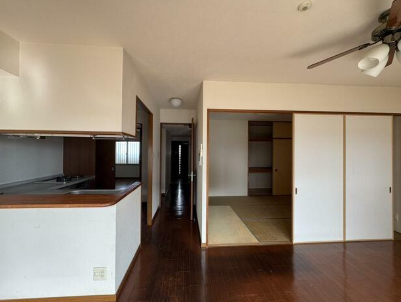 ファーミンスペリオ加古川の居間・リビング