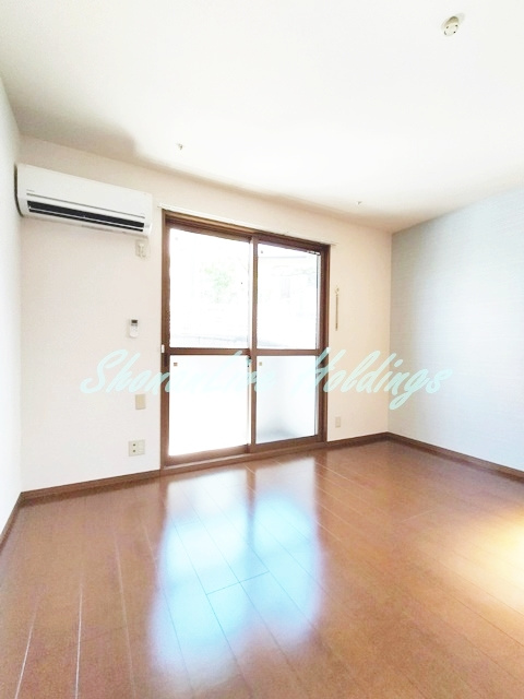 藤沢市羽鳥２丁目のアパートの居間・リビング