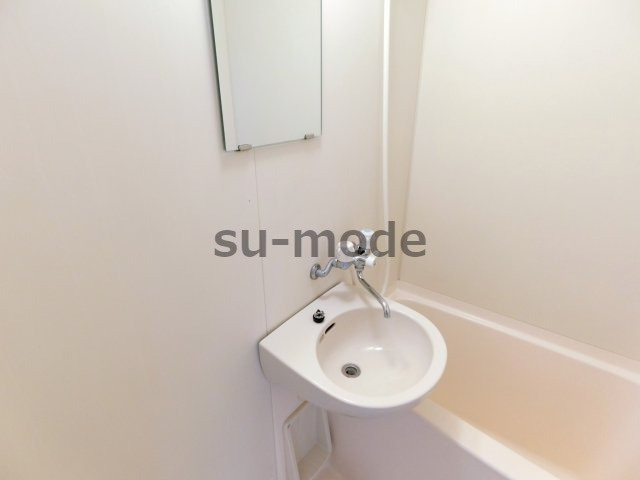 サンフェイム黒田の洗面所