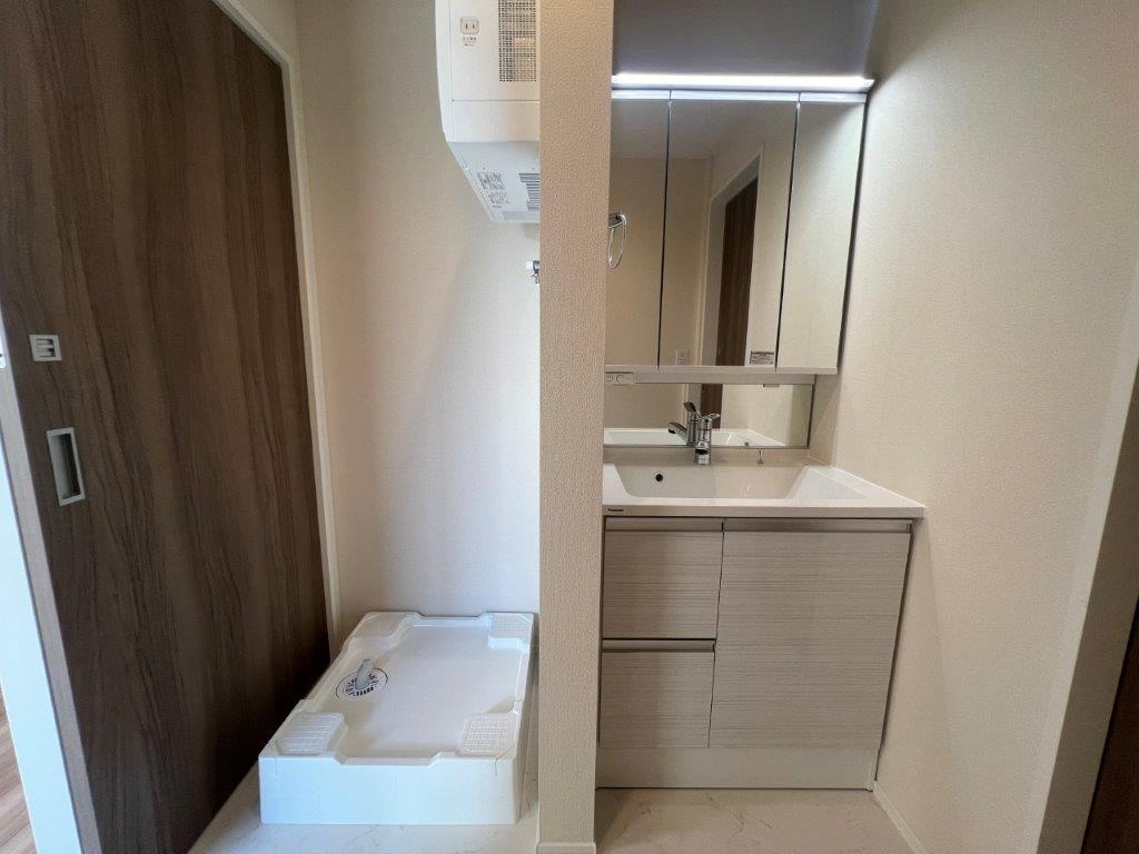 Maison Mの洗面所