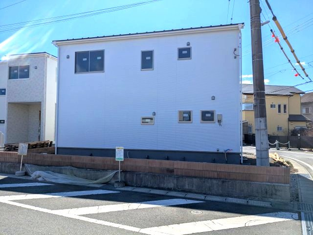 リーブルガーデン安中市板鼻の前面道路含む現地写真|前面道路含む現地写真です