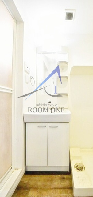 グランパーク東京ＥＡＳＴの洗面所|洗面台です。