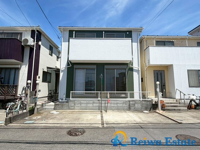 中古戸建　茅ヶ崎市菱沼1丁目の外観|第一種中高層住居専用地域の落ち着いた住環境