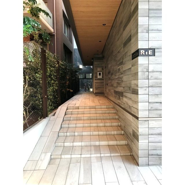 ＳＩＬＶＥＲＡＤＯ　ＰＲＡｉＲｉＥのエントランス