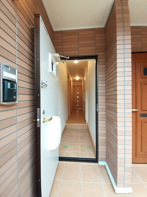 エアリー枝川の玄関|玄関