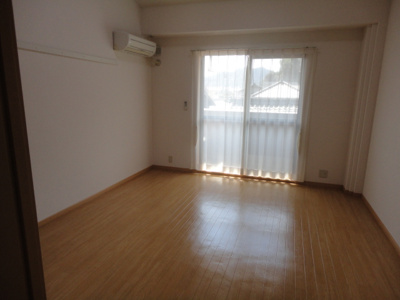 【内装】 | ヴェルパレス | 洋室（イメージ）