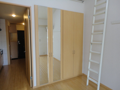 【収納】 | ヴェルパレス | クローゼット（イメージ）