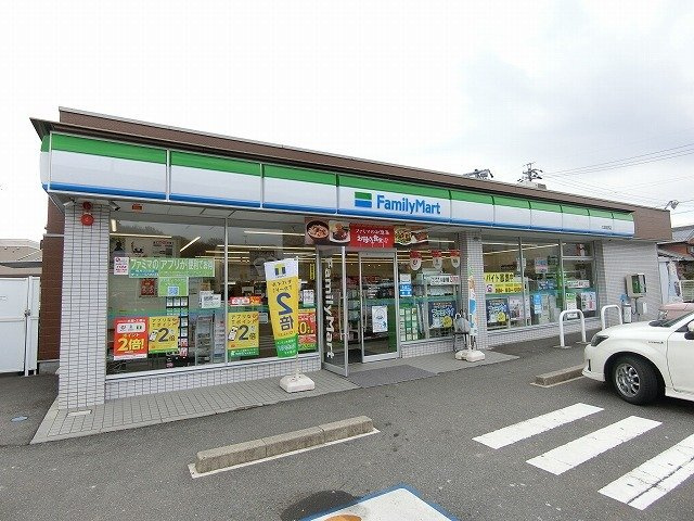 フィオーレ勝山Ａの周辺|ファミリーマート 大垣牧野店まで550m