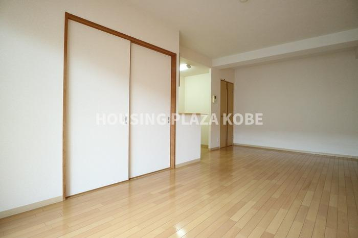 リュイール桃山台の居間・リビング