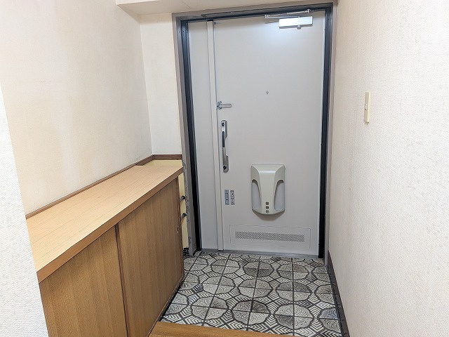 【玄関】 | 茶売団地4号棟（C-7）