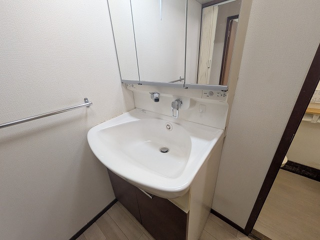 【独立洗面台】 | 茶売団地4号棟（C-7）