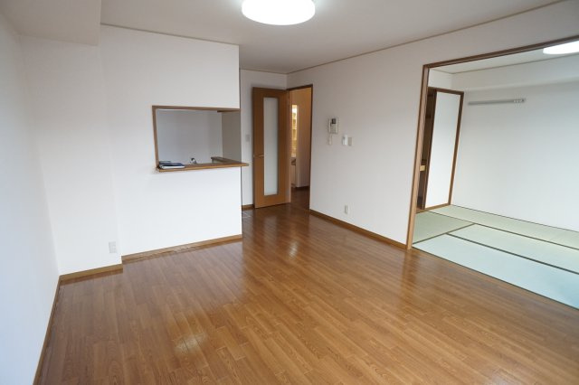 エスポワールの居間・リビング