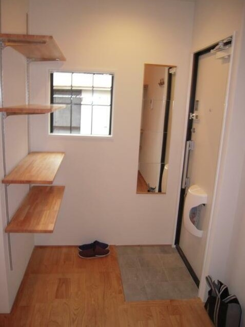 アークテイエムの玄関