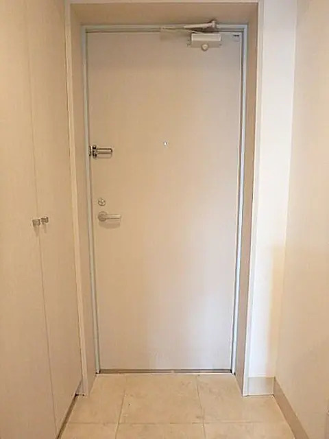 ヴィータローザ南砂町の玄関