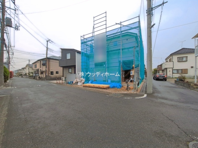 春日部市藤塚第9　新築一戸建ての前面道路含む現地写真