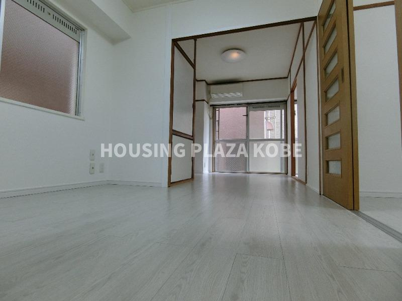 グレイスハイツ長楽の居間・リビング