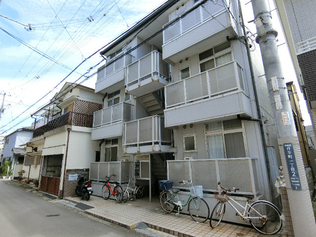 三笠フラッツの外観