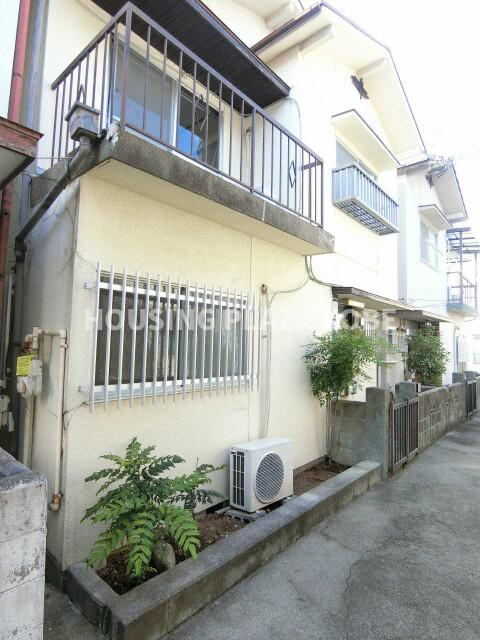 高丸７丁目貸家の外観