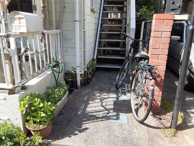 コスモス・ハウスのエントランス