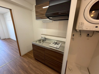 【キッチン】 | ヴィアレ三原（ＴＹ） | ※603号室の写真です　現状優先になります