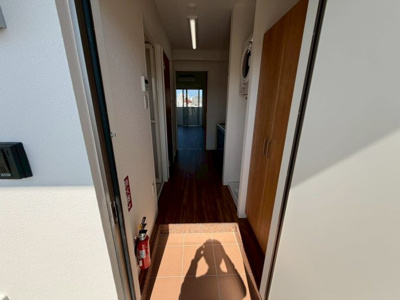 【玄関】 | ヴィアレ三原（ＴＹ） | ※603号室の写真です　現状優先になります