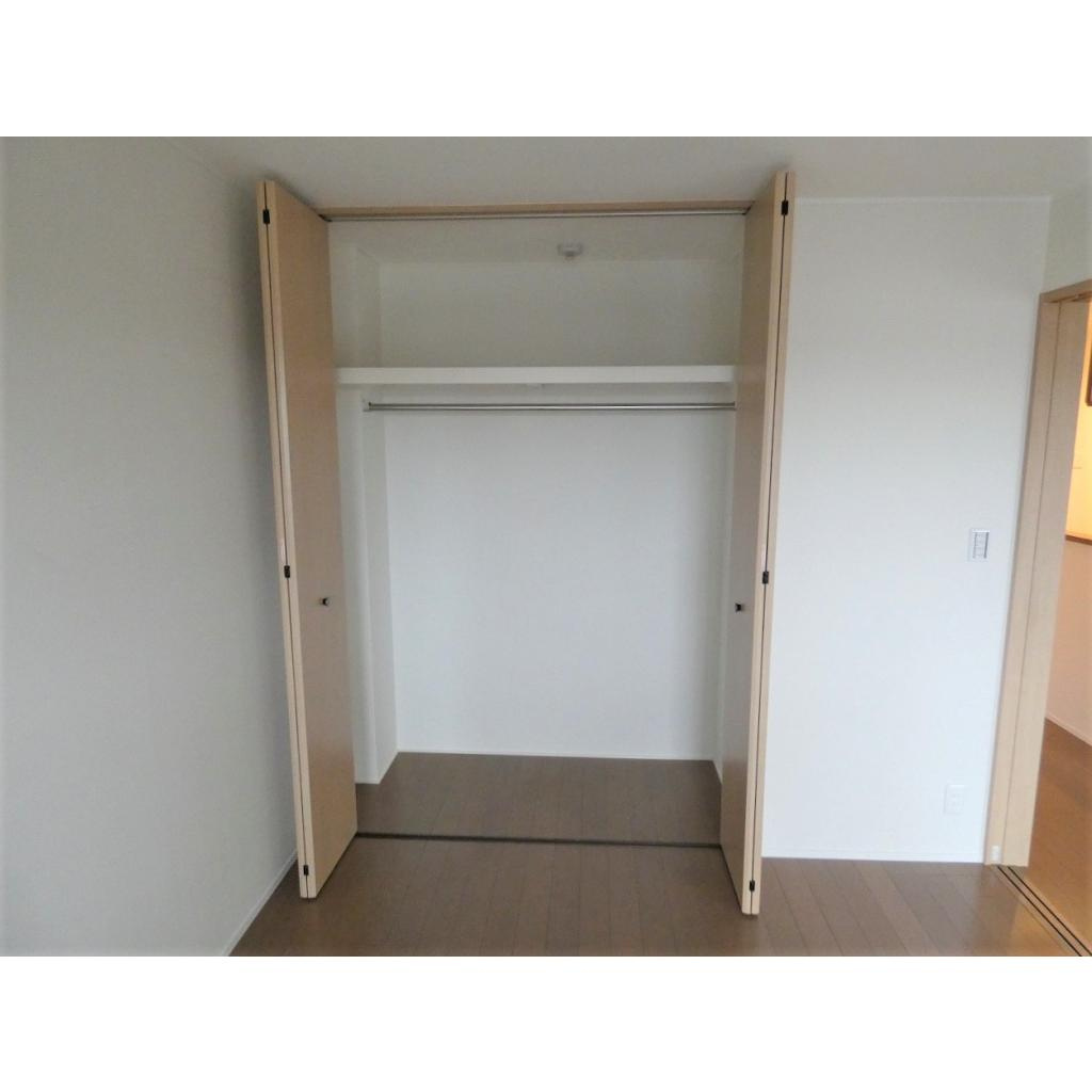 カーサ・ファミリオの収納|別部屋の写真です