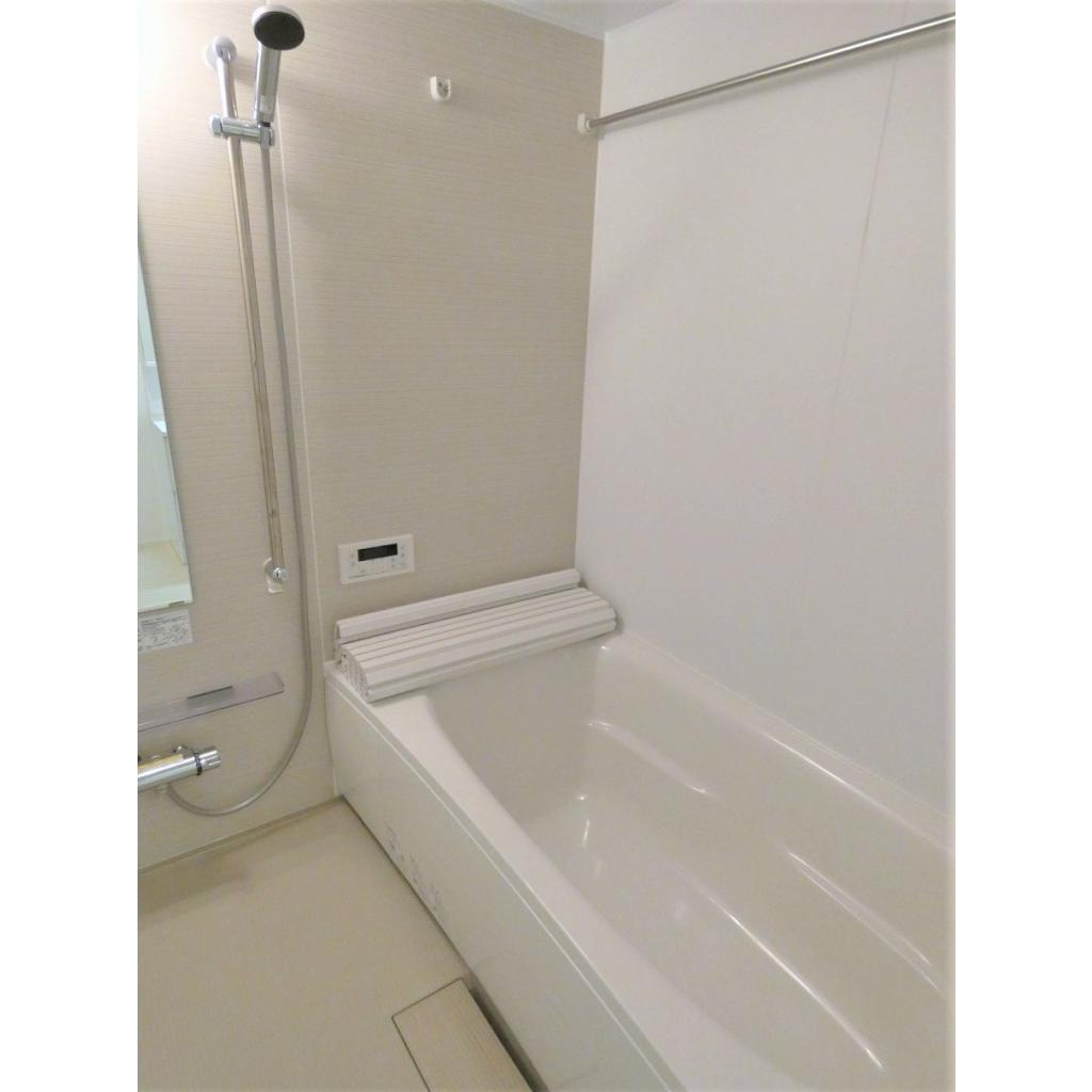 カーサ・ファミリオの浴室|別部屋の写真です