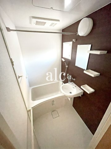板橋区中台１丁目のアパートの浴室
