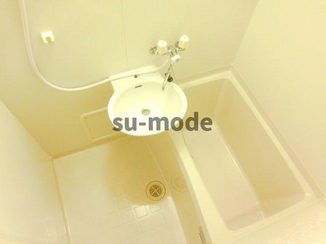 リブラレジデンス茨木の浴室