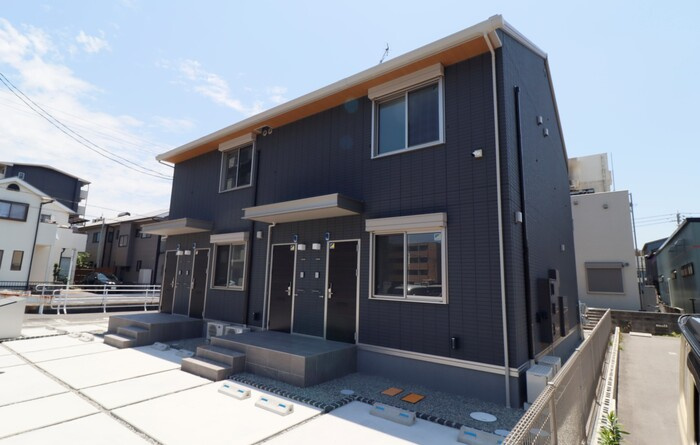 アスクレオの外観