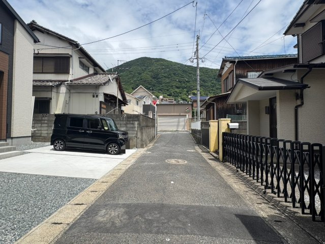 Adobleーアドブルー小倉北区霧ケ丘1丁目3期　【小倉北区　新築戸建て】の前面道路含む現地写真|小・中学校まで徒歩圏内♪　【小倉北区　新築戸建て】