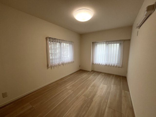 ドルフ青葉台３号棟の洋室|洋室１