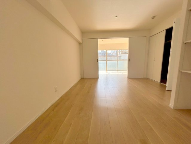 クレール上新庄の居間・リビング