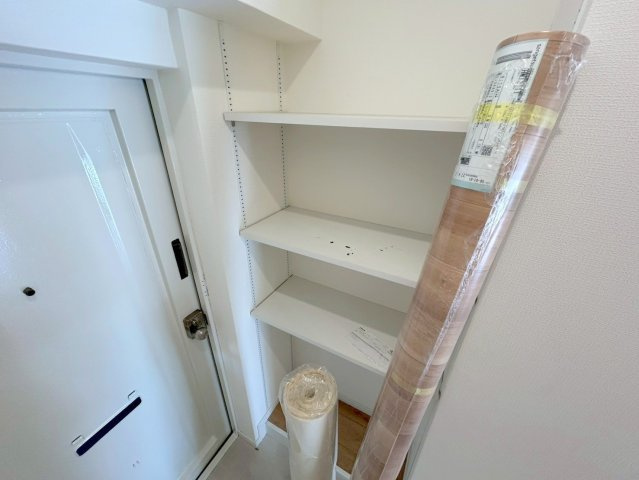 クレール上新庄の収納