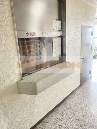 下井草ワコー第6マンションのエントランス