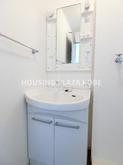 ガーデンコート車Ｄ棟の洗面所