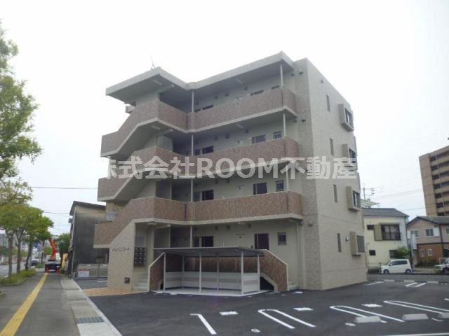 ソレイユコートの外観