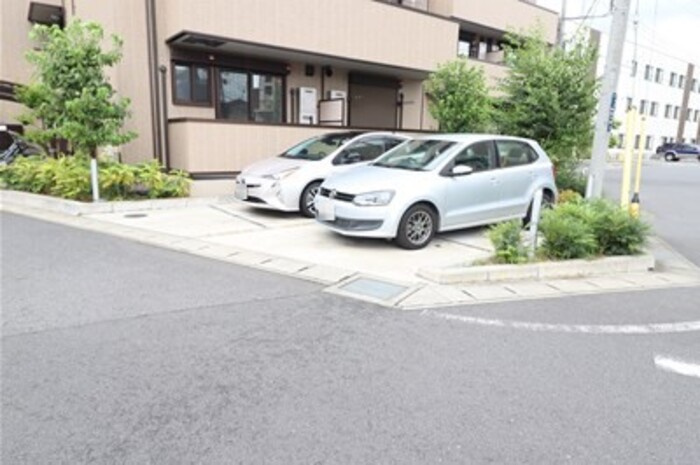 ヴァン・ヴェールおおたかの森 Ⅱの駐車場|駐車場