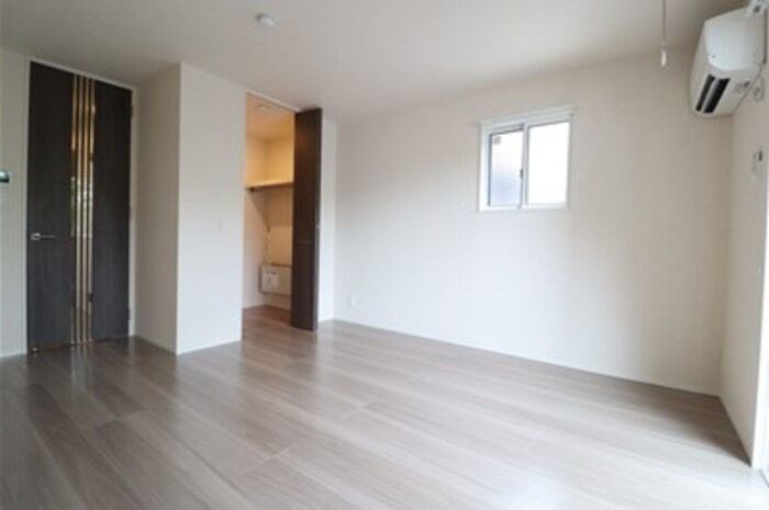 ヴァン・ヴェールおおたかの森 Ⅱの居間・リビング|洋室９．１帖