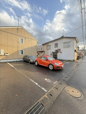 【駐車場】 | セントグランモアB | 駐車場完備です