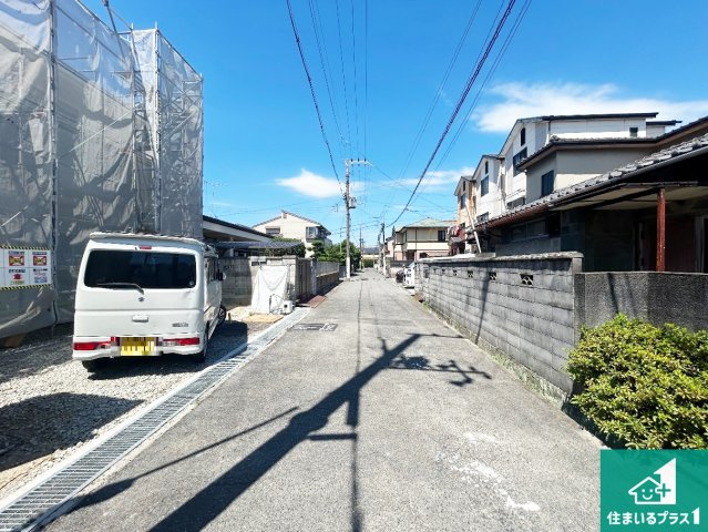 泉大津市助松町　第2期　新築一戸建ての前面道路含む現地写真|周辺は落ち着いた街並みの住宅地！子育てがしやすい住環境です！まだ未完成ですが、現地でしかわからない事もございます。是非一度ご覧ください。