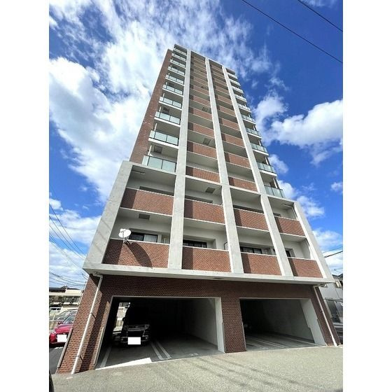 LIBTH八王寺タワーの外観