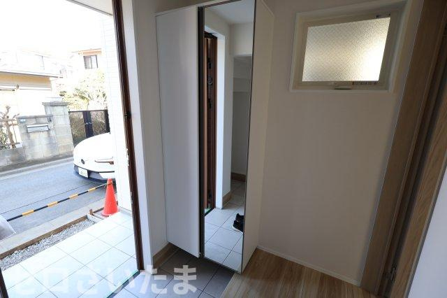 《仲介手数料無料》浦和区木崎４丁目25-6新築一戸建てイデアーレの玄関