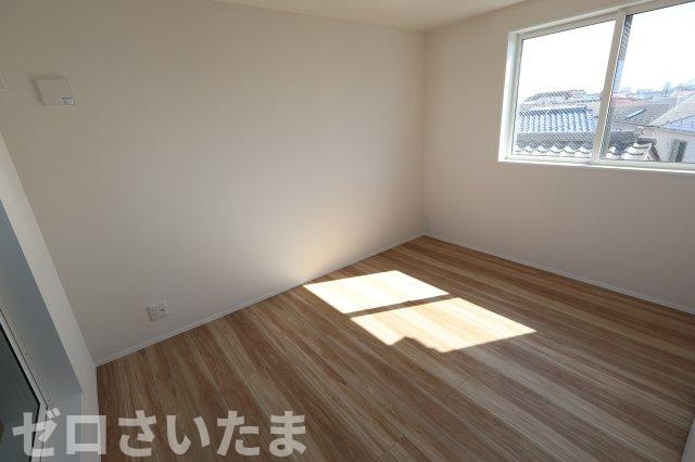 《仲介手数料無料》浦和区木崎４丁目25-6新築一戸建てイデアーレの洋室