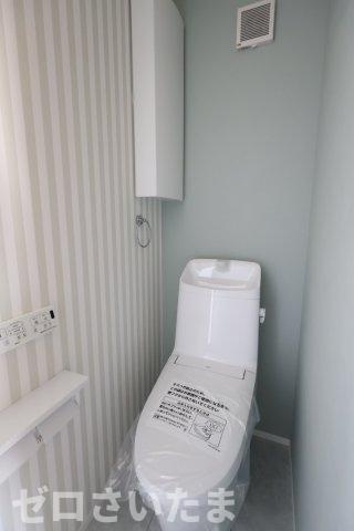 《仲介手数料無料》浦和区木崎４丁目25-6新築一戸建てイデアーレのトイレ
