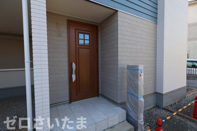 《仲介手数料無料》浦和区木崎４丁目25-6新築一戸建てイデアーレの玄関