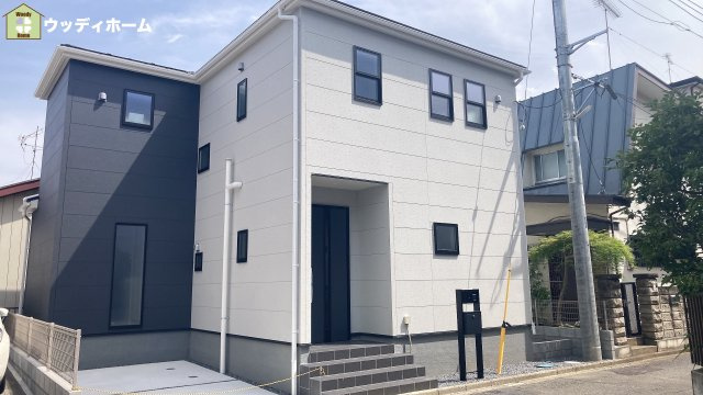 越谷市弥十郎　新築一戸建ての外観